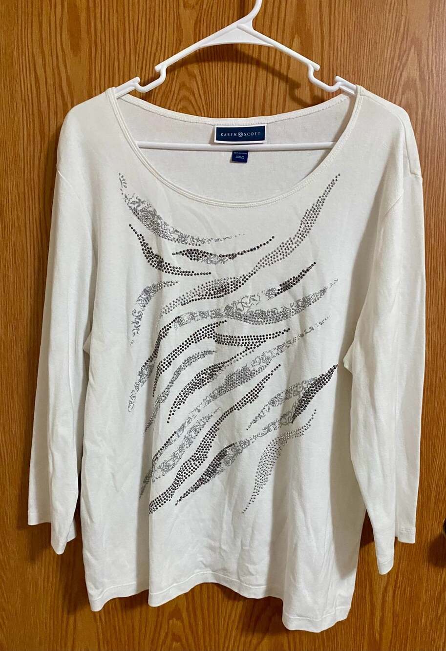 Karen Scott Women's White Long Sleeve Rhinestone Embellished Top Size XL